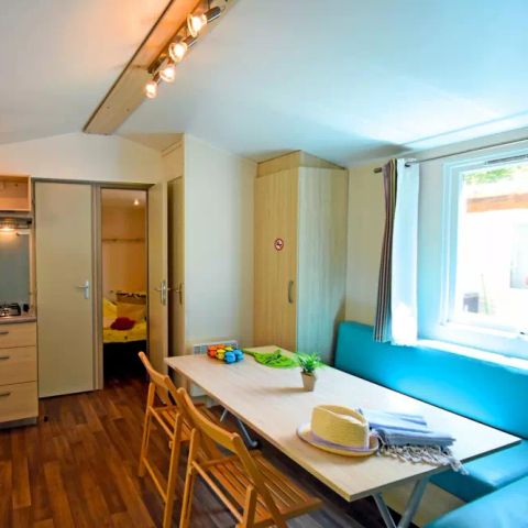 BUNGALOW 6 personnes - 3 Pièces 4/6 Personnes Climatisé + TV