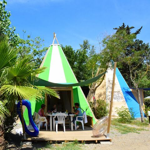 TENTE 4 personnes - TIPI 4 ( 2 adultes + 2 enfants)