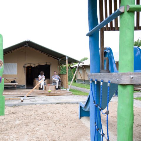 TENTE TOILE ET BOIS 6 personnes - Luxe