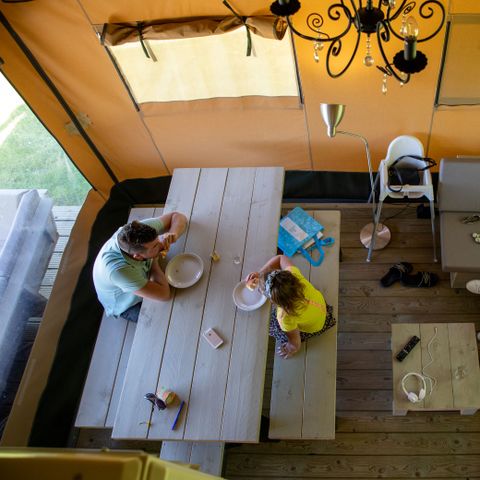 TENTE TOILE ET BOIS 7 personnes - Luxe