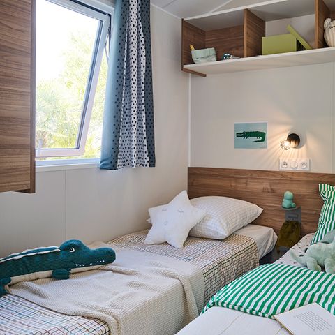 Mobilhome 8 personnes - PRESTA + 40m² - 4 chambres 2 SdB TV + clim
