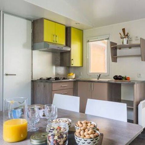 BUNGALOW 6 personnes - Mobil-home | Comfort | 2 Ch. | 4/6 Pers. | Terrasse surélevée non couverte | 1 SDB | TV