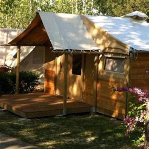 TENTE TOILE ET BOIS 6 personnes - Lodge URCHILO 6 personnes