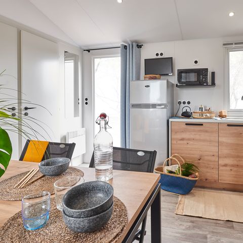 BUNGALOW 6 personnes - 3 chambres - CLIM - TV - LV
