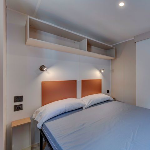 BUNGALOW 6 personnes - Comfort XL | 2 Ch. | 4/6 Pers. | Terrasse surélévée non couverte | Clim. | TV