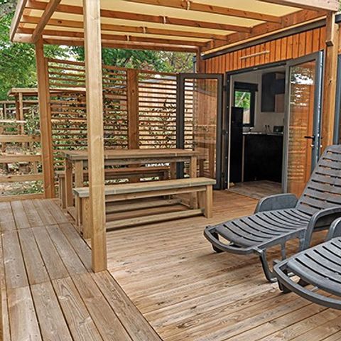 BUNGALOW 4 personnes - Ultimate | 2 Ch. | 4 Pers. | Terrasse surélevée | 2 SDB | Clim. | TV