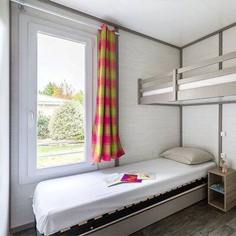 BUNGALOW 7 personnes - Chalet | Comfort XL | 3 Ch. | 5/7 Pers. | Terrasse surélevée | Clim. | TV