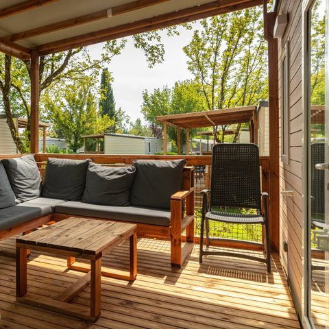 BUNGALOW 6 personnes - Mobil-home | Premium | 3 Ch. | 6 Pers. | Terrasse couverte | 1 SDB | Clim. | TV