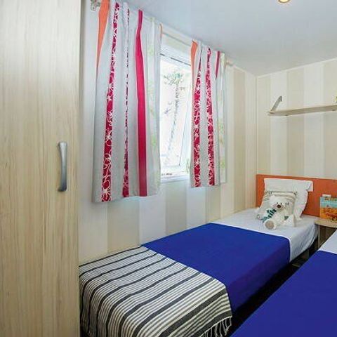 BUNGALOW 6 personnes - Mobil-home | Classic | 3 Ch. | 6 Pers. | Terrasse couverte | 1 SDB