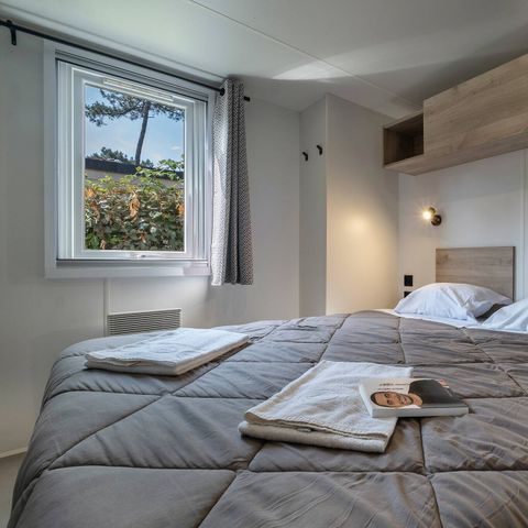 BUNGALOW 6 personnes - Mobil-home | Comfort | 3 Ch. | 6 Pers. | Terrasse couverte | 1 SDB | Clim.