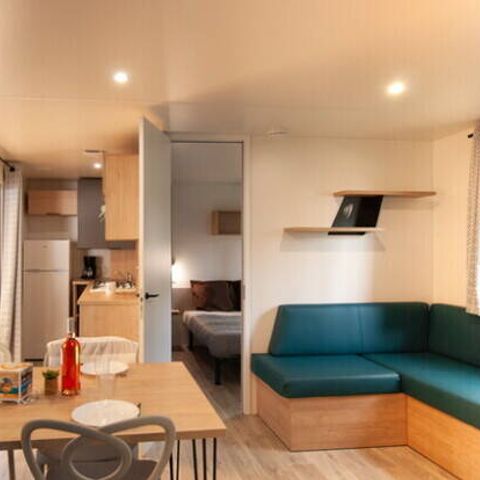 BUNGALOW 6 personnes - Mobil-home | Premium | 3 Ch. | 6 Pers. | Terrasse couverte | 1 SDB | Clim. | TV