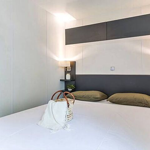 BUNGALOW 6 personnes - Mobil-home | Premium Exclusive | 3 Ch. | 6 Pers. | Terrasse Lounge | Clim. | TV