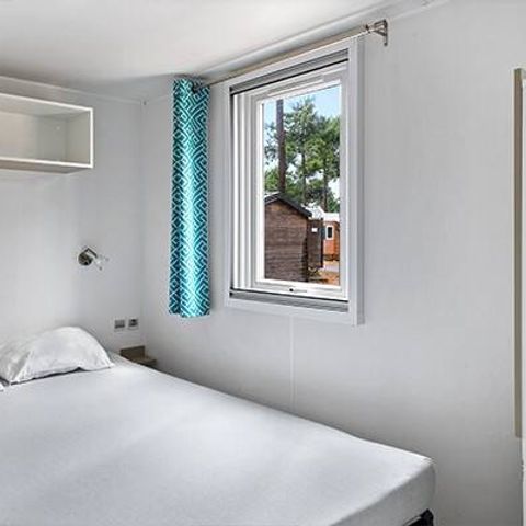 BUNGALOW 4 personnes - Mobil-home | Classic | 2 Ch. | 4 Pers. | Terrasse simple | Clim. | TV