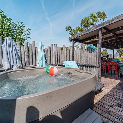 BUNGALOW 6 personnes - PREMIUM JACUZZI