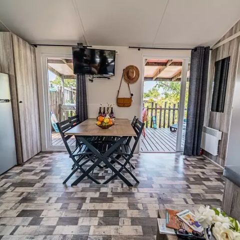 BUNGALOW 6 personnes - Trio Premium 4 Pièces 6 Personnes Jacuzzi + Climatisé + TV