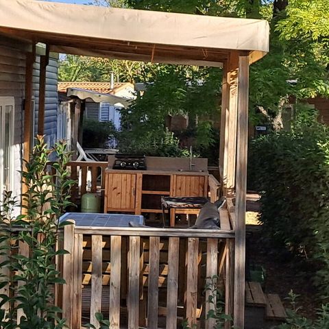 Mobilhome 6 personnes - Premium Exclusive | 3 Ch. | 6 Pers. | Terrasse Lounge | Cuisine extérieure | 1 SDB | Clim. | TV