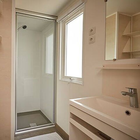 Mobilhome 4 personnes - Mobil-home | Premium Exclusive | 2 Ch. | 4 Pers. | Terrasse Lounge | Clim. | TV