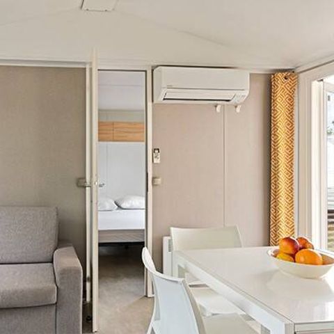 Mobilhome 6 personnes - Premium | 3 Ch. | 6 Pers. | Terrasse Lounge | Clim. | TV