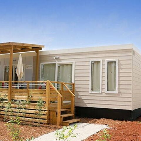 BUNGALOW 6 personnes - Mobil-home | Classic | 3 Ch. | 6 Pers. | Terrasse surélévée non couverte | Clim.