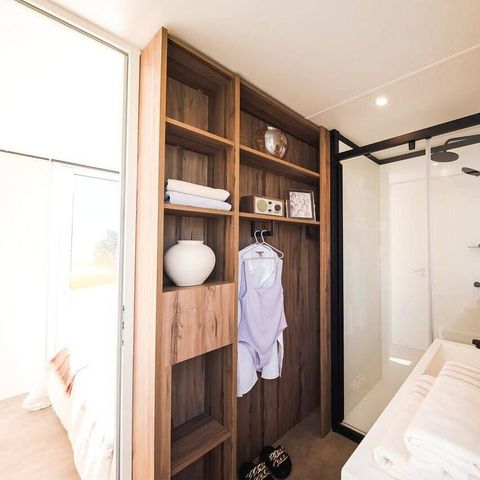 BUNGALOW 6 personnes - Mobil-home | Premium | 3 Ch. | 6 Pers. | Terrasse Lounge | Clim.