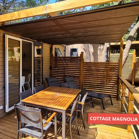 BUNGALOW 5 personnes - NEW 2023 ! Cottage MAGNOLIA + jacuzzi 32m² (2 chambres)