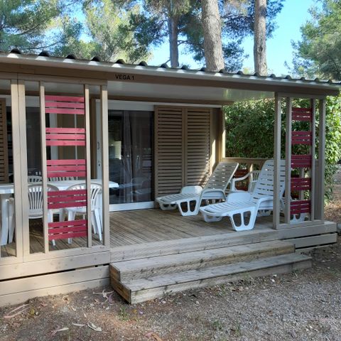 CHALET 7 personnes - Chalet VEGA 32m² (2 chambres), canapé lit dans le salon