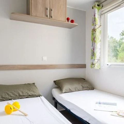 BUNGALOW 6 personnes - Comfort | 3 Ch. | 6 Pers. | Terrasse surélevée | Clim.