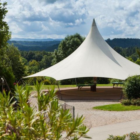 Camping Domaine de l'Epinette - Camping Jura - Image N°3