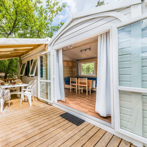 Mobilhome 6 personnes - Classic XL | 3 Ch. | 6 Pers. | Terrasse surélevée | Clim.