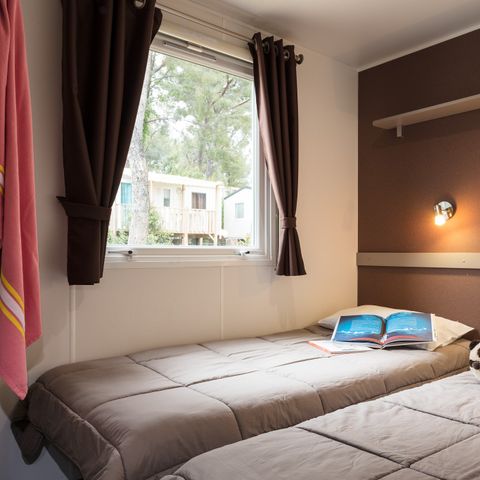 Mobilhome 6 personnes - Mobil-home | Classic | 3 Ch. | 6 Pers. | Terrasse simple | Clim.