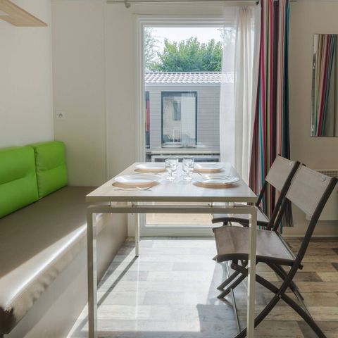BUNGALOW 6 personnes - Mobil-home | Comfort | 2 Ch. | 4/6 Pers. | Terrasse simple | Clim.