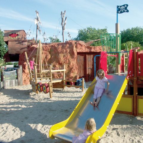 Camping Village Corsaire des 2 Plages  - Camping Charente-Maritime - Image N°5