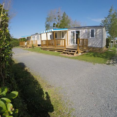 BUNGALOW 6 personnes - 6 Confort Plus - 31m² - 3 chambres + terrasse semi-couverte