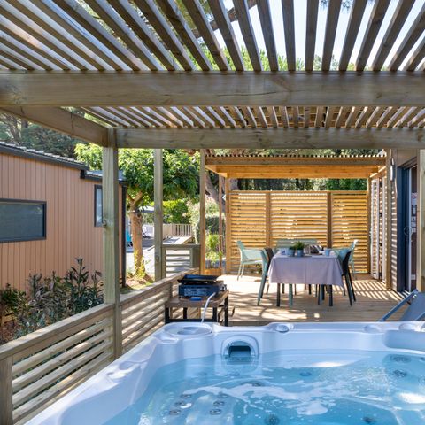 BUNGALOW 6 personnes - EXCLUSIF 3 chambres Jacuzzi  avec suite parentale