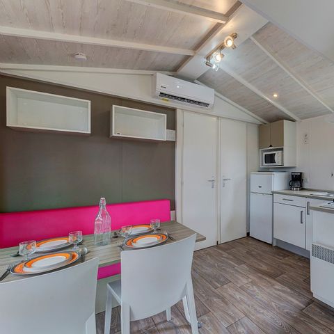 BUNGALOW 6 personnes - Mobil-home | Comfort XL | 2 Ch. | 4/6 Pers. | Terrasse simple | Clim.