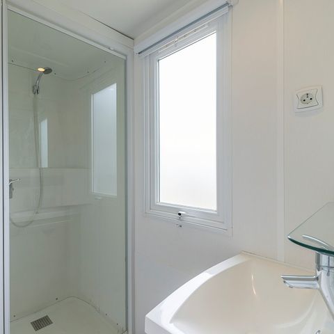 BUNGALOW 6 personnes - Mobil-home | Comfort XL | 2 Ch. | 4/6 Pers. | Terrasse simple | Clim.