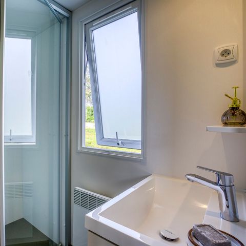 BUNGALOW 4 personnes - Mobil-home CONFORT - 2 chambres - Climatisé
