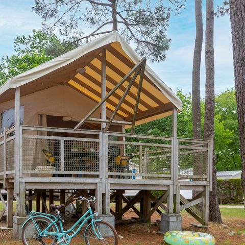 Tente en toile et en bois 4 personnes - INSOLITE CONFORT LODGE (sans sanitaires)