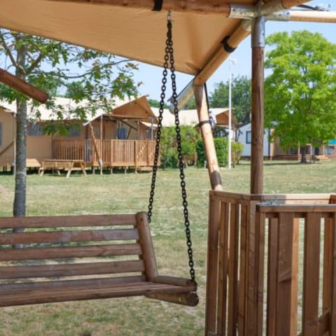 TENTE TOILE ET BOIS 6 personnes - Flétan