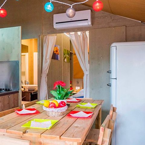 Tente en toile et en bois 6 personnes - Tente Safari | 3 Ch. | 6 Pers. | 1 SDB | Clim.