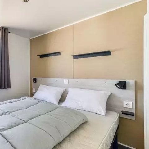 Mobilhome 4 personnes - Premium | 2 Ch. | 4 Pers. | Terrasse Lounge | Clim. | TV