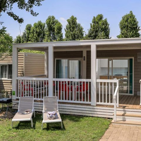 BUNGALOW 5 personnes - hu Stay Premium L	Chalet Superior