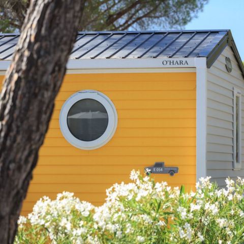 BUNGALOW 6 personnes - YELLOW CORNER