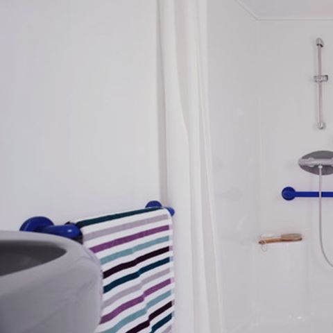BUNGALOW 6 personnes - HANDI Confort  (Spécial PMR + clim)