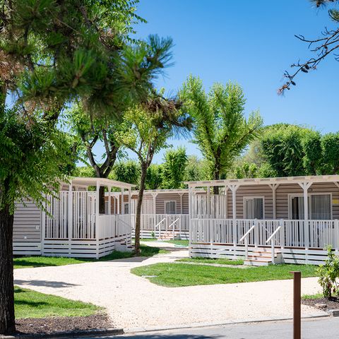 BUNGALOW 4 personnes - Lodge Deluxe