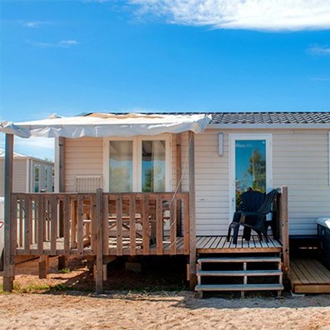 BUNGALOW 6 personnes - Ultimate | 3 Ch. | 6 Pers. | Terrasse surélevée | Jacuzzi | 2 SDB | Clim. | TV