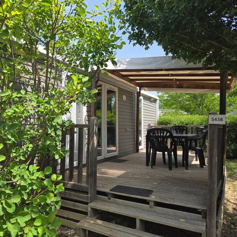 BUNGALOW 4 personnes - Ultimate | 2 Ch. | 4 Pers. | Terrasse surélevée | 2 SDB | Clim. | TV