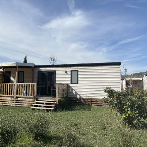BUNGALOW 8 personnes - Comfort XL | 4 Ch. | 8 Pers. | Terrasse surélevée | 2 SDB | Clim.