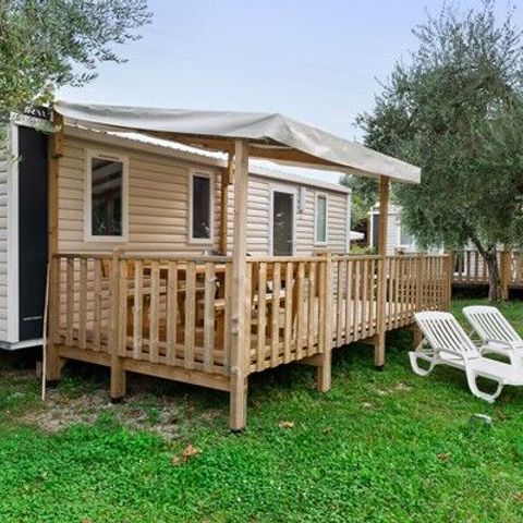 BUNGALOW 4 personnes - Mobil-home | Comfort XL | 2 Ch. | 4 Pers. | Terrasse surélevée | TV