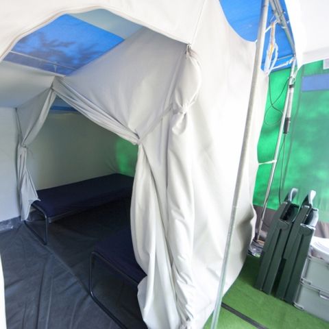 BUNGALOW TOILÉ 6 personnes - Tente de luxe BT, 2 cabines sans sanitaires